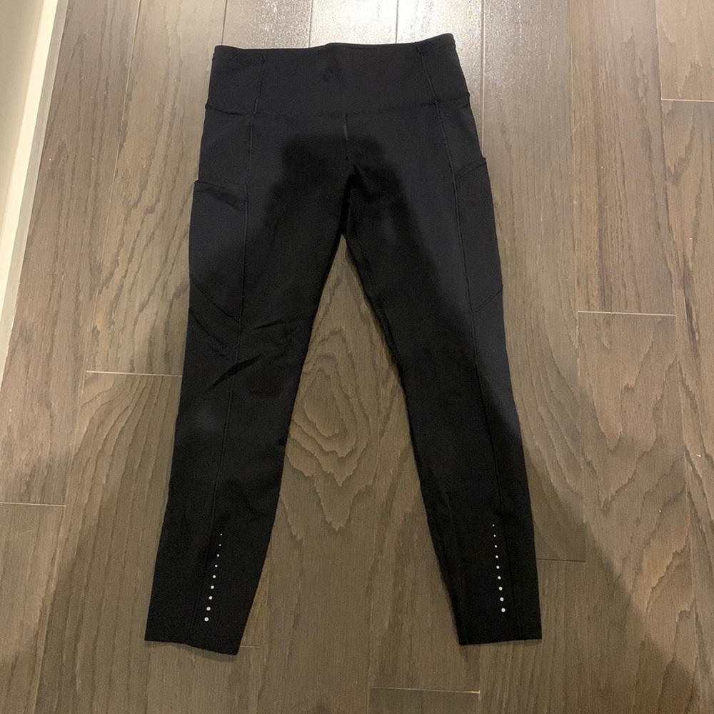 Black leggings